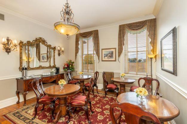 The Londonderry Inn เฮอร์ชีย์ ภายนอก รูปภาพ